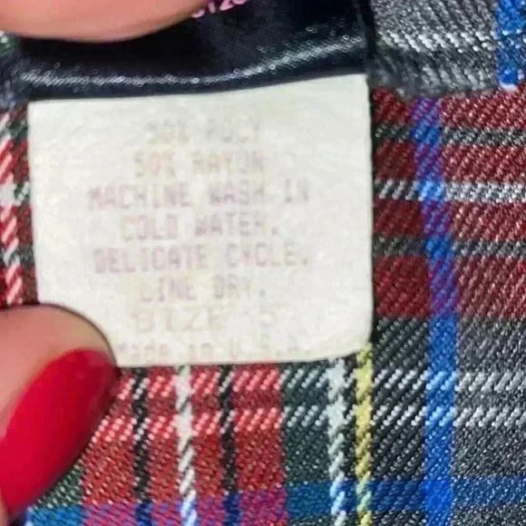 Frederick’s of Hollywood plaid mini skirt - Picture 4 of 6